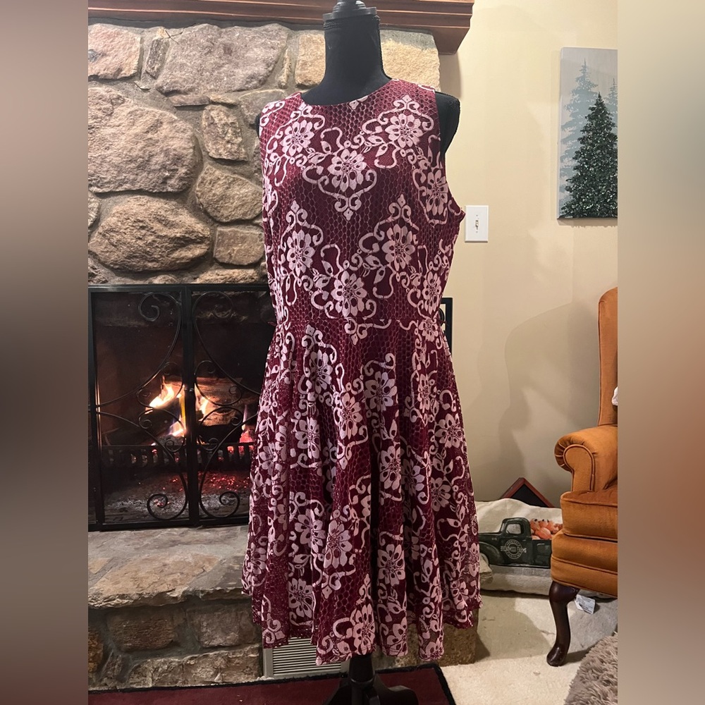 Danny and Nicole dress